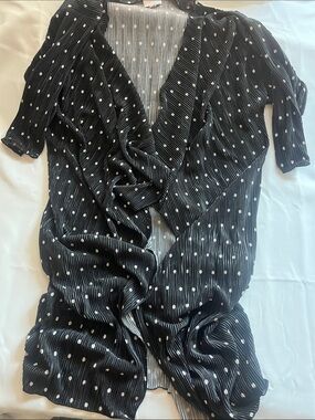 LuLaRoe Black and White Polka Dot Pleated Top